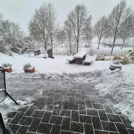 Ferien - Und Monteurwohnung Stender Im Sauerland * 施马伦贝格